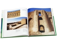 World Architecture Islam From Baghdad to Cordoba артикул 2995a.
